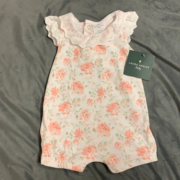 Laura Ashley Romper 3-6 mints floral - Picture 1 of 6